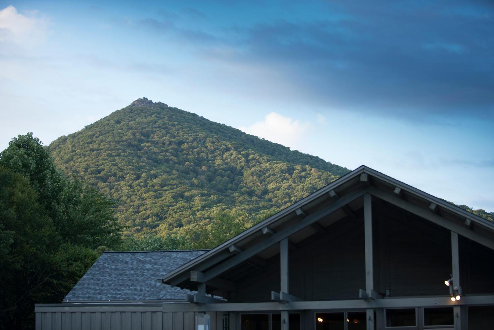 Peaks Of Otter Lodge 베드포드 외부 사진